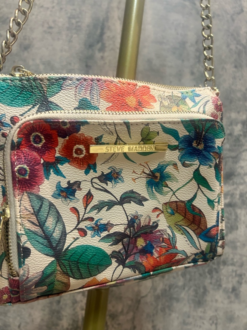 Steve Madden Floral Crossbody Bag in White Multi